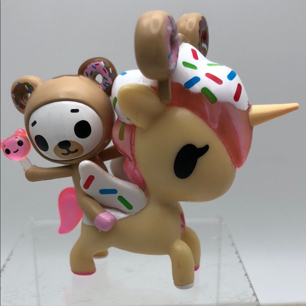 Tokidoki Unicorno & Friends Biscotti
Dolce Donut Unicorn